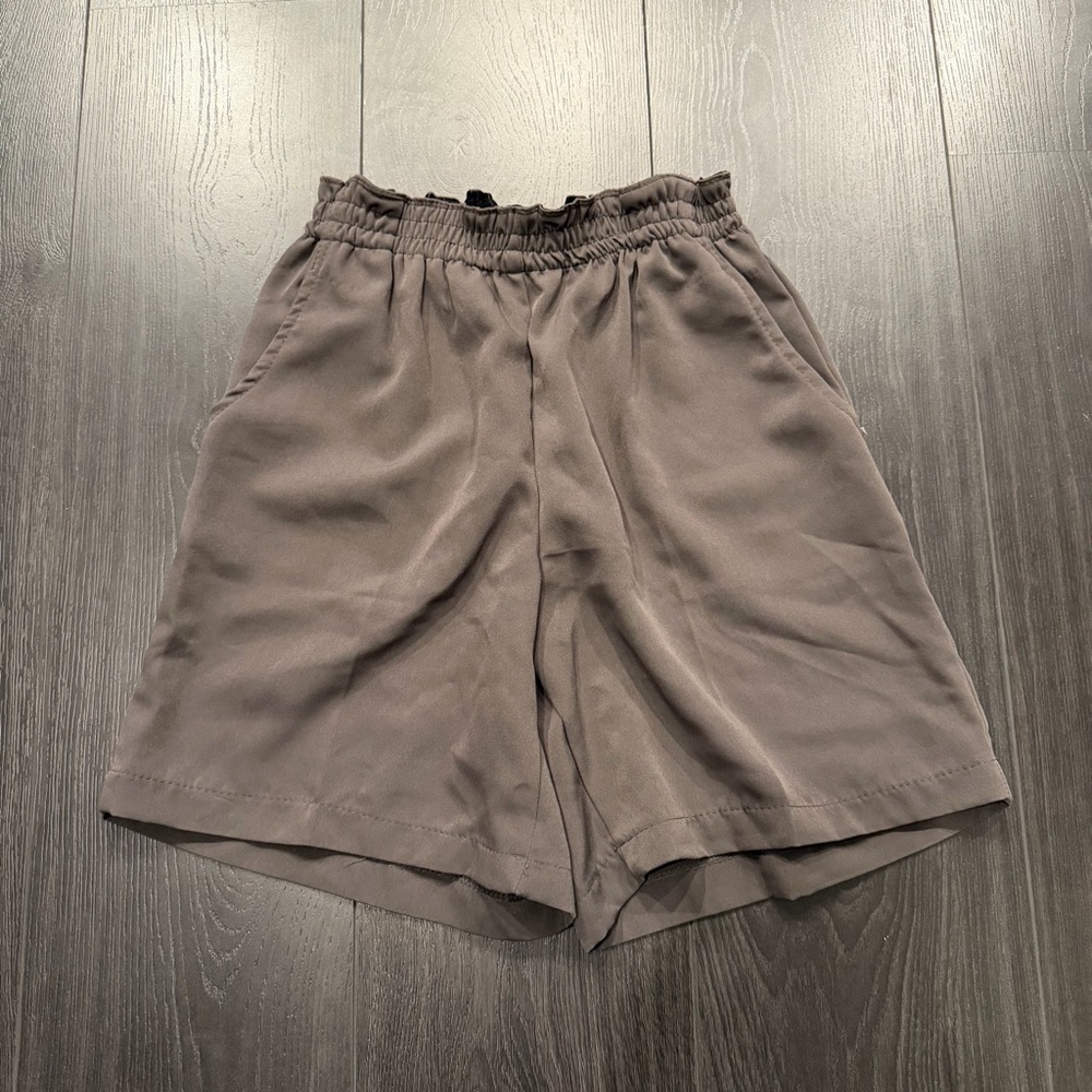 Dark Green Elastic Waist Shorts